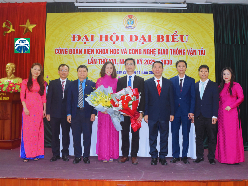 Ban Chấp hành ra mắt
